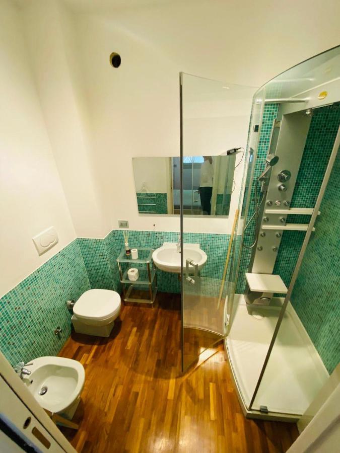 Portavenezia49 - Appartamento Milano Porta Venezia Con Jacuzzi Милан Экстерьер фото