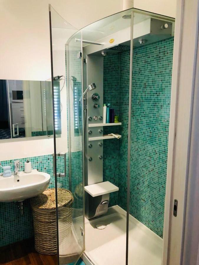 Portavenezia49 - Appartamento Milano Porta Venezia Con Jacuzzi Милан Экстерьер фото